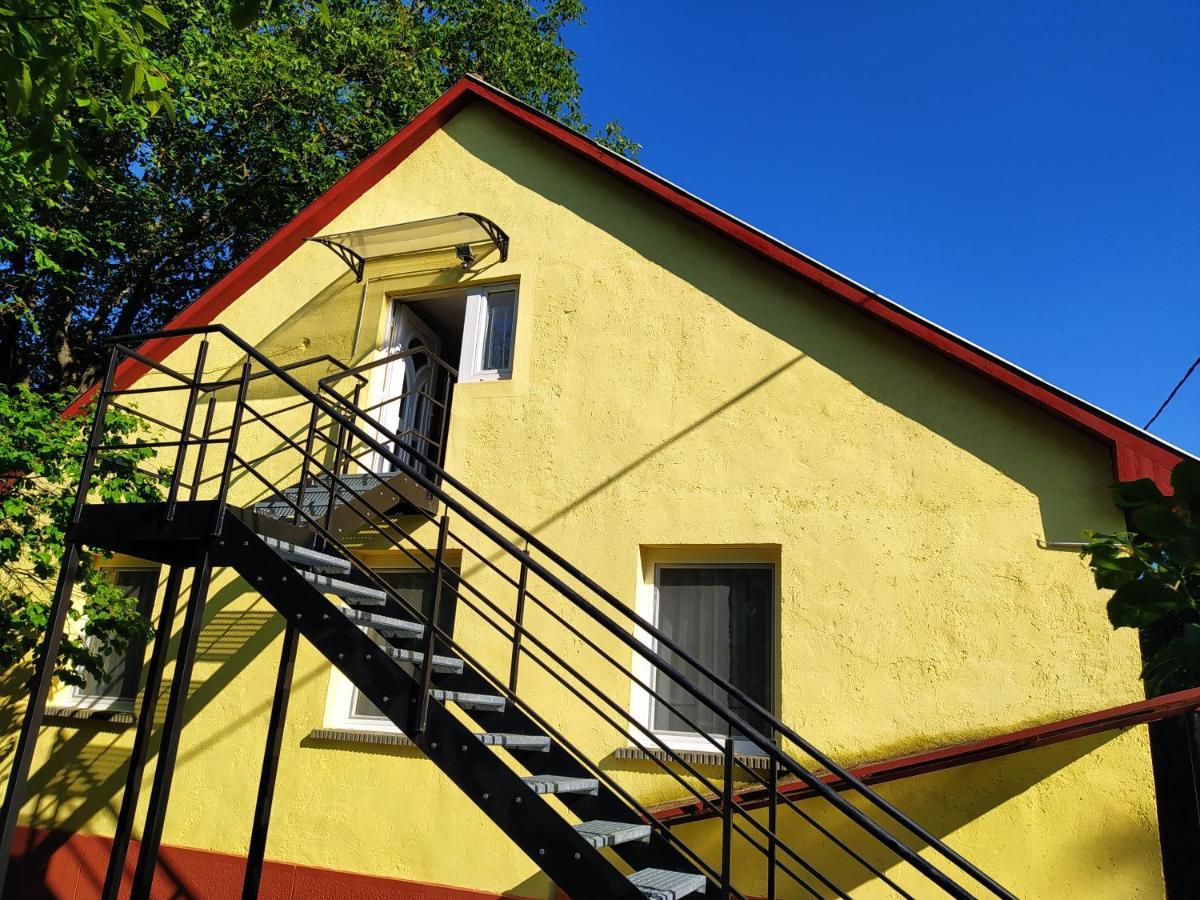 Twins House - Dorka Богач